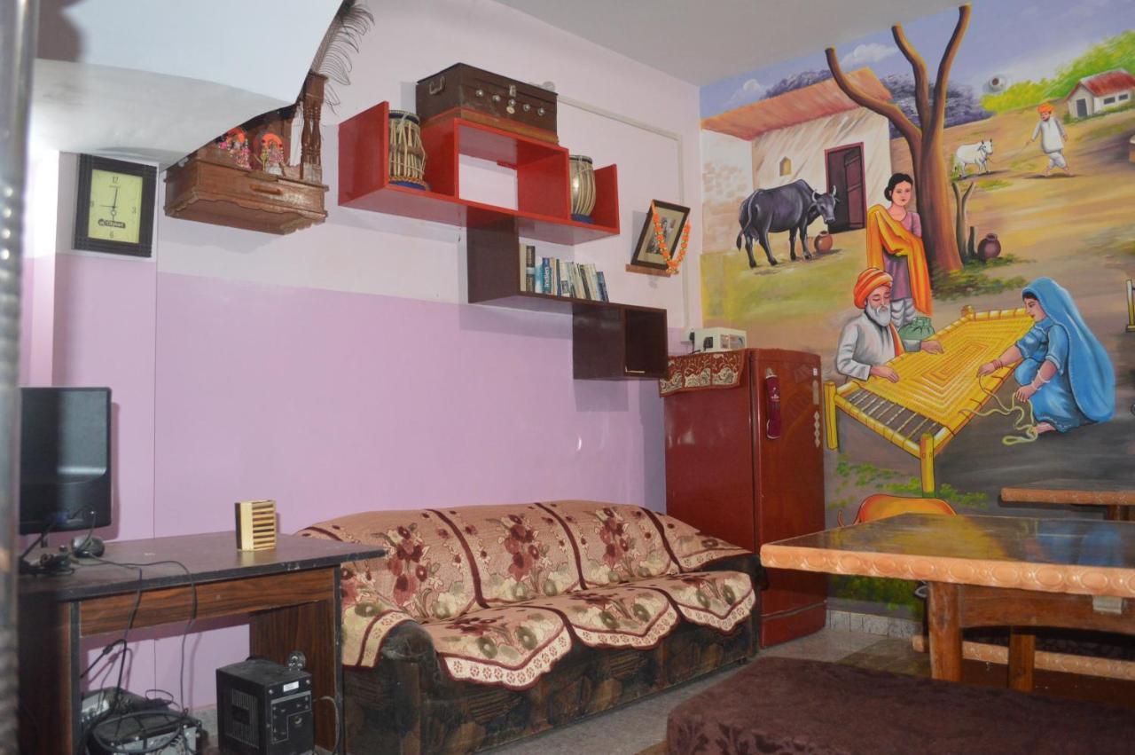 Azure Family Paying Guest House Varanasi Exterior photo